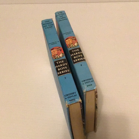 SALE The Hardy Boys 1960s vintage collectible hardcover kids books 8 & 2 - Picture 3 of 4